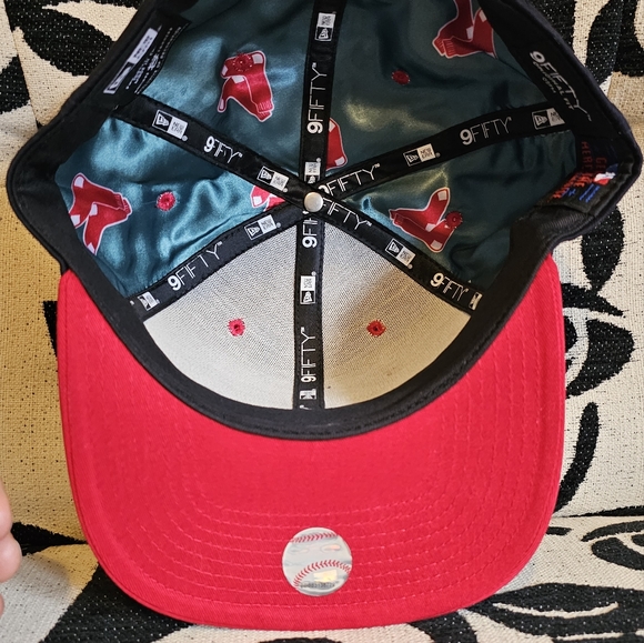 Brand New New Era x Pearl Jam Boston Red Sox Hat- limited edition - Picture 4 of 5